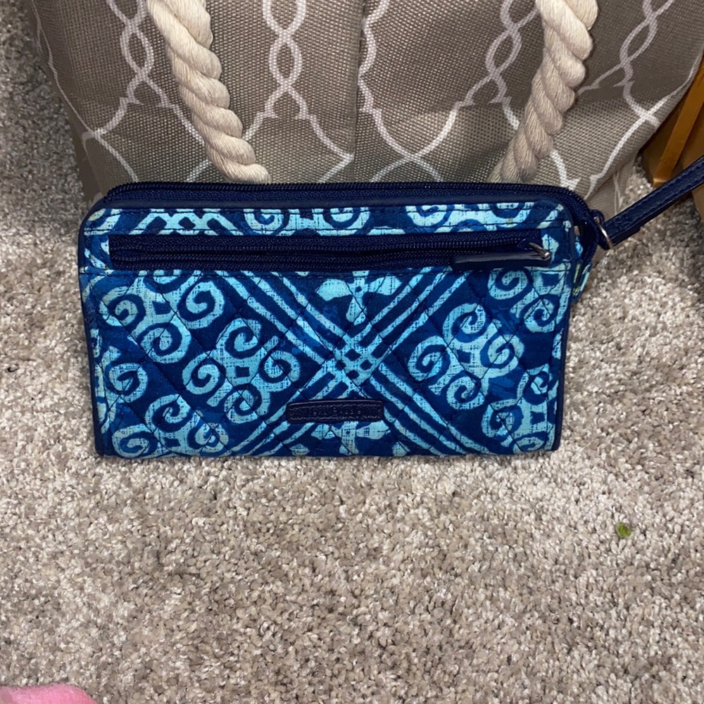 vera bradley wallet